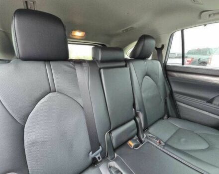 Серый Тойота Хайлендер, объемом двигателя 3.5 л и пробегом 21 тыс. км за 24000 $, фото 10 на Automoto.ua