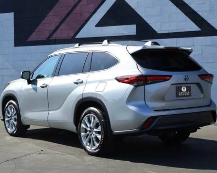 Серый Тойота Хайлендер, объемом двигателя 2.5 л и пробегом 29 тыс. км за 19000 $, фото 4 на Automoto.ua