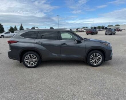 Сірий Тойота Хайлендер, об'ємом двигуна 2.5 л та пробігом 24 тис. км за 26000 $, фото 2 на Automoto.ua