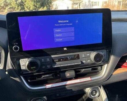 Серый Тойота Хайлендер, объемом двигателя 2.4 л и пробегом 12 тыс. км за 25600 $, фото 7 на Automoto.ua