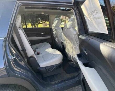 Серый Тойота Хайлендер, объемом двигателя 2.4 л и пробегом 12 тыс. км за 25600 $, фото 13 на Automoto.ua