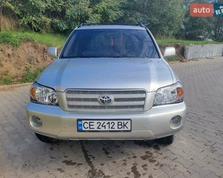Серый Тойота Хайлендер, объемом двигателя 3.3 л и пробегом 250 тыс. км за 10000 $, фото 1 на Automoto.ua