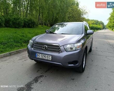 Сірий Тойота Хайлендер, об'ємом двигуна 3.3 л та пробігом 261 тис. км за 15900 $, фото 1 на Automoto.ua
