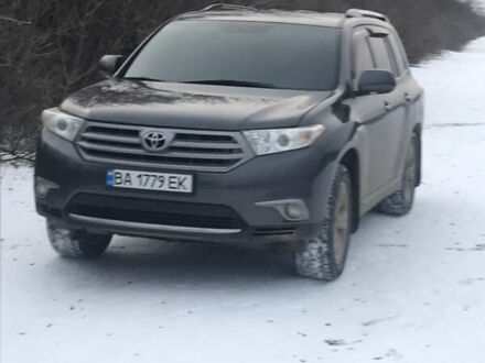 Тойота Хайлендер 2011 в Кропивницком (Кировограде) на Automoto.ua Серый Тойота Хайлендер, объемом двигателя 3.46 л и пробегом 180 тыс. км за 16700 $, фото 1 на Automoto.ua