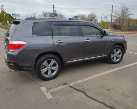 Сірий Тойота Хайлендер, об'ємом двигуна 3.5 л та пробігом 154 тис. км за 20400 $, фото 1 на Automoto.ua