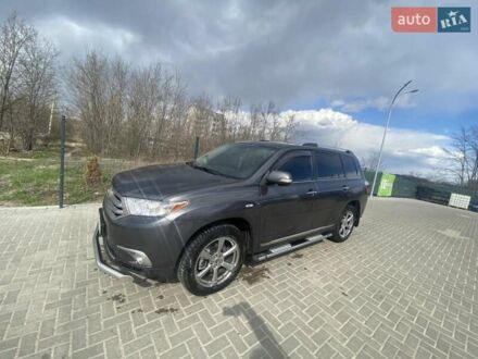 Тойота Хайлендер 2011 в Кропивницком (Кировограде) на Automoto.ua Серый Тойота Хайлендер, объемом двигателя 3.46 л и пробегом 177 тыс. км за 20000 $, фото 1 на Automoto.ua