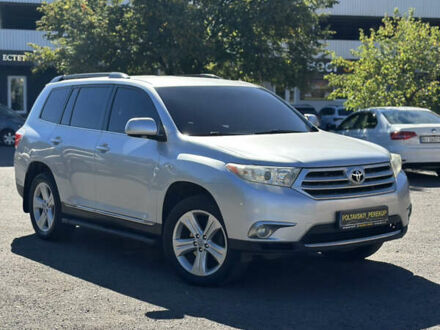 Тойота Хайлендер 2011 у Полтаві на Automoto.ua Сірий Тойота Хайлендер, об'ємом двигуна 3.46 л та пробігом 243 тис. км за 15900 $, фото 1 на Automoto.ua