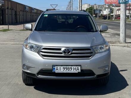 Тойота Хайлендер 2012 у Белой Церкве на Automoto.ua Сірий Тойота Хайлендер, об'ємом двигуна 3.5 л та пробігом 152 тис. км за 22400 $, фото 1 на Automoto.ua