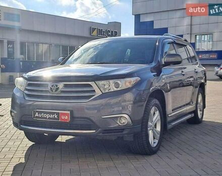 Сірий Тойота Хайлендер, об'ємом двигуна 3.5 л та пробігом 180 тис. км за 18090 $, фото 1 на Automoto.ua