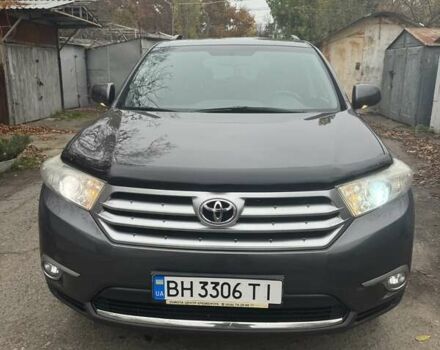 Серый Тойота Хайлендер, объемом двигателя 3.46 л и пробегом 180 тыс. км за 17600 $, фото 1 на Automoto.ua