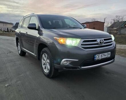 Серый Тойота Хайлендер, объемом двигателя 2.67 л и пробегом 272 тыс. км за 15400 $, фото 1 на Automoto.ua