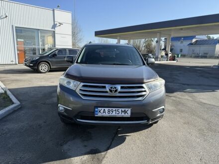 Серый Тойота Хайлендер, объемом двигателя 3.5 л и пробегом 279 тыс. км за 16000 $, фото 1 на Automoto.ua
