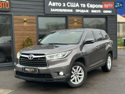 Сірий Тойота Хайлендер, об'ємом двигуна 2.7 л та пробігом 170 тис. км за 19500 $, фото 1 на Automoto.ua