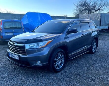 Сірий Тойота Хайлендер, об'ємом двигуна 2.7 л та пробігом 235 тис. км за 19500 $, фото 1 на Automoto.ua