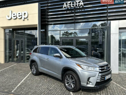 Серый Тойота Хайлендер, объемом двигателя 3.46 л и пробегом 134 тыс. км за 24990 $, фото 1 на Automoto.ua