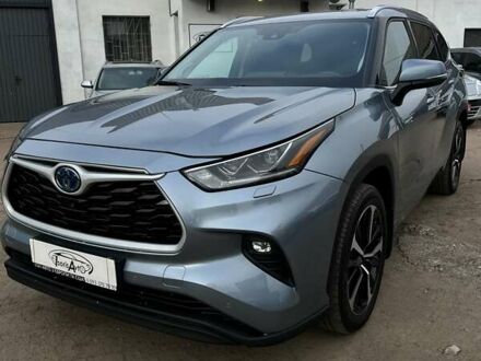 Тойота Хайлендер 2020 в Чернигове на Automoto.ua Серый Тойота Хайлендер, объемом двигателя 2.5 л и пробегом 98 тыс. км за 43900 $, фото 1 на Automoto.ua