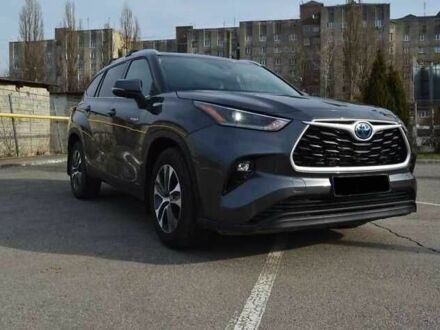Серый Тойота Хайлендер, объемом двигателя 2.5 л и пробегом 37 тыс. км за 38000 $, фото 1 на Automoto.ua