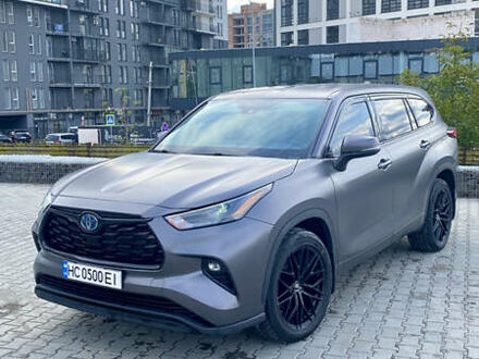 Тойота Хайлендер 2021 в Львове на Automoto.ua Серый Тойота Хайлендер, объемом двигателя 2.5 л и пробегом 59 тыс. км за 39600 $, фото 1 на Automoto.ua