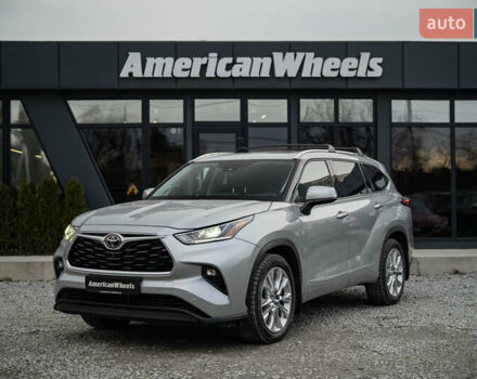 Сірий Тойота Хайлендер, об'ємом двигуна 3.46 л та пробігом 26 тис. км за 43900 $, фото 1 на Automoto.ua