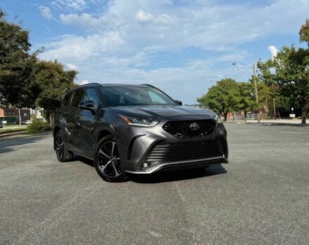 Серый Тойота Хайлендер, объемом двигателя 3.5 л и пробегом 25 тыс. км за 15300 $, фото 1 на Automoto.ua