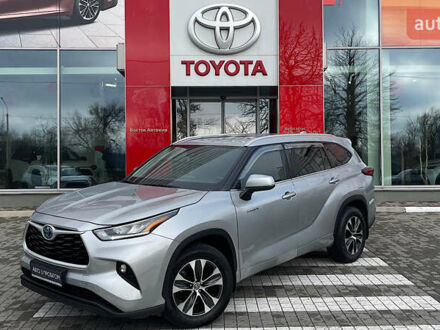 Серый Тойота Хайлендер, объемом двигателя 2.49 л и пробегом 98 тыс. км за 39905 $, фото 1 на Automoto.ua