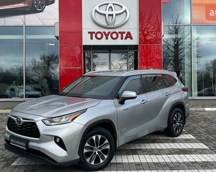 Серый Тойота Хайлендер, объемом двигателя 2.49 л и пробегом 98 тыс. км за 39905 $, фото 1 на Automoto.ua