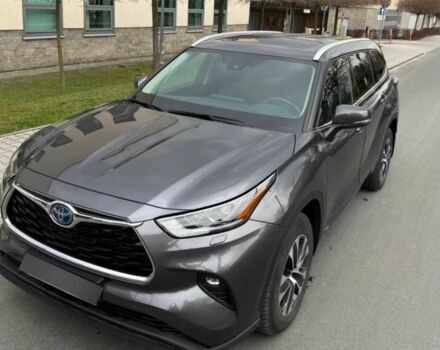 Серый Тойота Хайлендер, объемом двигателя 2.5 л и пробегом 53 тыс. км за 29999 $, фото 1 на Automoto.ua