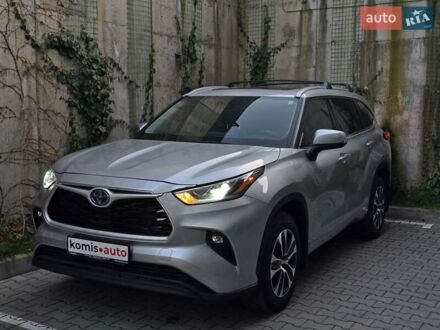 Серый Тойота Хайлендер, объемом двигателя 2.49 л и пробегом 30 тыс. км за 36999 $, фото 1 на Automoto.ua