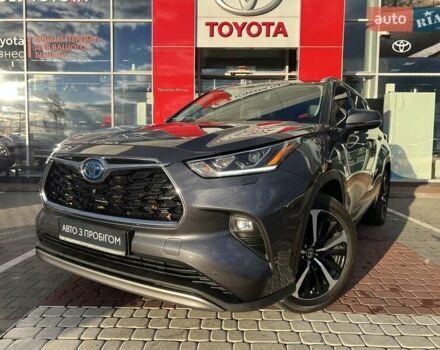 Серый Тойота Хайлендер, объемом двигателя 2.49 л и пробегом 39 тыс. км за 56053 $, фото 1 на Automoto.ua