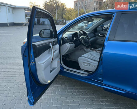 Синий Тойота Хайлендер, объемом двигателя 3.5 л и пробегом 196 тыс. км за 13000 $, фото 48 на Automoto.ua