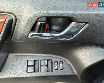 Синій Тойота Хайлендер, об'ємом двигуна 3.5 л та пробігом 173 тис. км за 15700 $, фото 13 на Automoto.ua