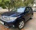 Синий Тойота Хайлендер, объемом двигателя 3.5 л и пробегом 280 тыс. км за 16800 $, фото 1 на Automoto.ua