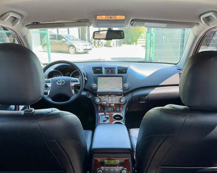 Синій Тойота Хайлендер, об'ємом двигуна 3.46 л та пробігом 221 тис. км за 19000 $, фото 4 на Automoto.ua