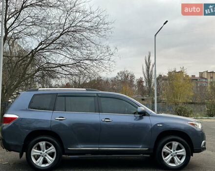 Синій Тойота Хайлендер, об'ємом двигуна 3.5 л та пробігом 238 тис. км за 18999 $, фото 3 на Automoto.ua