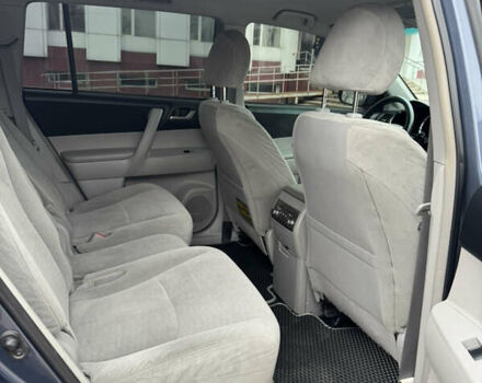 Синій Тойота Хайлендер, об'ємом двигуна 3.46 л та пробігом 258 тис. км за 16999 $, фото 10 на Automoto.ua