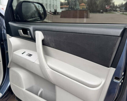 Синій Тойота Хайлендер, об'ємом двигуна 3.46 л та пробігом 258 тис. км за 16999 $, фото 9 на Automoto.ua