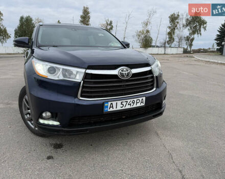 Синій Тойота Хайлендер, об'ємом двигуна 3.46 л та пробігом 235 тис. км за 23500 $, фото 4 на Automoto.ua