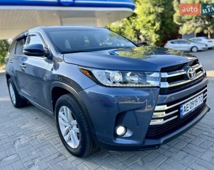 Синий Тойота Хайлендер, объемом двигателя 3.55 л и пробегом 127 тыс. км за 20700 $, фото 7 на Automoto.ua