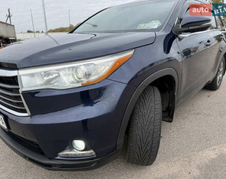 Синій Тойота Хайлендер, об'ємом двигуна 3.46 л та пробігом 235 тис. км за 23500 $, фото 1 на Automoto.ua