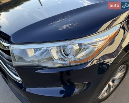 Синий Тойота Хайлендер, объемом двигателя 3.55 л и пробегом 117 тыс. км за 19000 $, фото 5 на Automoto.ua