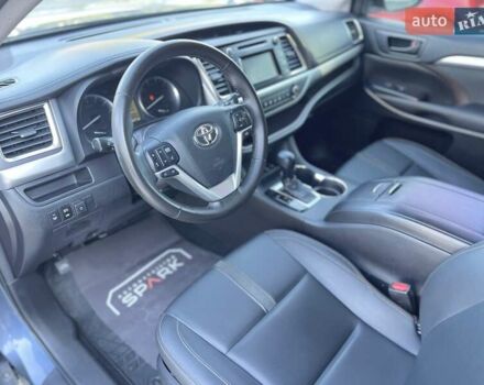 Синий Тойота Хайлендер, объемом двигателя 3.55 л и пробегом 127 тыс. км за 20700 $, фото 20 на Automoto.ua