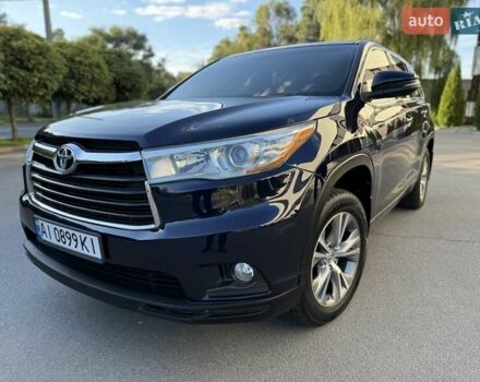 Синий Тойота Хайлендер, объемом двигателя 3.55 л и пробегом 117 тыс. км за 19000 $, фото 2 на Automoto.ua