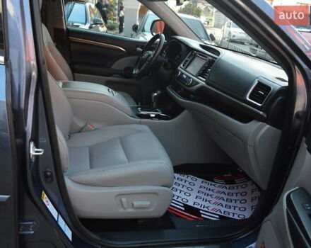 Синий Тойота Хайлендер, объемом двигателя 3.5 л и пробегом 101 тыс. км за 29900 $, фото 45 на Automoto.ua