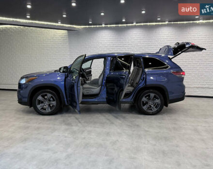 Синий Тойота Хайлендер, объемом двигателя 3.46 л и пробегом 77 тыс. км за 26000 $, фото 16 на Automoto.ua