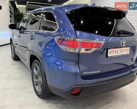 Синий Тойота Хайлендер, объемом двигателя 3.46 л и пробегом 77 тыс. км за 26000 $, фото 5 на Automoto.ua