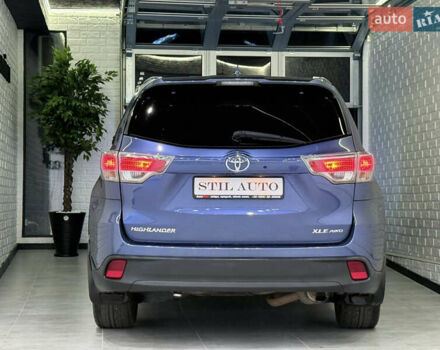 Синий Тойота Хайлендер, объемом двигателя 3.46 л и пробегом 77 тыс. км за 26000 $, фото 67 на Automoto.ua