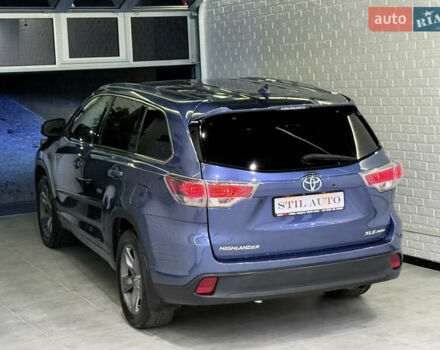 Синий Тойота Хайлендер, объемом двигателя 3.46 л и пробегом 77 тыс. км за 26000 $, фото 22 на Automoto.ua