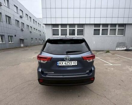 Тойота Хайлендер 2017 в Киеве на Automoto.ua Синий Тойота Хайлендер, объемом двигателя 3.5 л и пробегом 110 тыс. км за 24600 $, фото 2 на Automoto.ua
