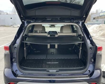 Синий Тойота Хайлендер, объемом двигателя 2.49 л и пробегом 32 тыс. км за 50000 $, фото 5 на Automoto.ua