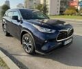 Синий Тойота Хайлендер, объемом двигателя 2.49 л и пробегом 62 тыс. км за 50700 $, фото 1 на Automoto.ua